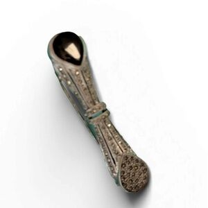 Vintage MARCASITE & ONYX broach.Measures 2 1/2 inches long.